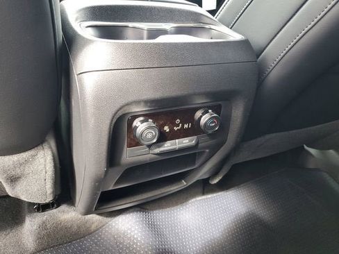 New 2026 Buick Enclave Preferred image 16