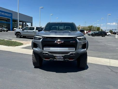 Certified 2023 Chevrolet Colorado ZR2 w/ ZR2 Convenience Package III AWD/4WD image 9