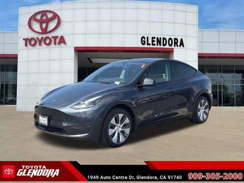 Used 2024 Tesla Model Y Long Range AWD/4WD image 5