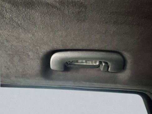 Used 2015 Jeep Grand Cherokee SRT image 41