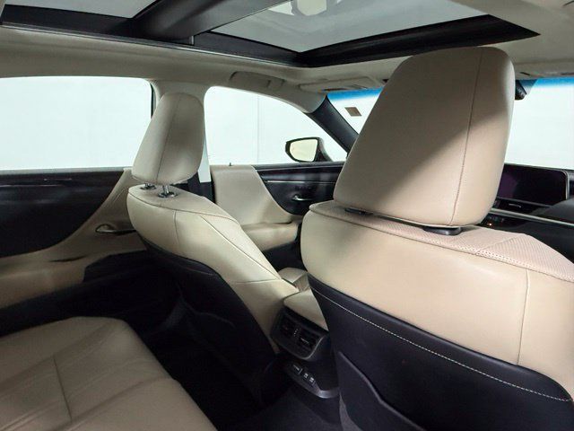 Used 2019 Lexus ES 350 w/ Accessory Package 2 FWD image 28