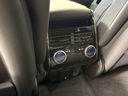 New 2026 Land Rover Range Rover Sport Dynamic SE AWD/4WD image 16