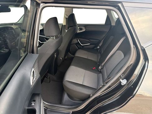 Used 2023 Kia Soul LX w/ Option Group 015 image 11