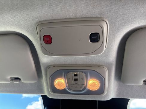 Used 2023 RAM ProMaster 2500 w/ Driver Convenience Group image 37