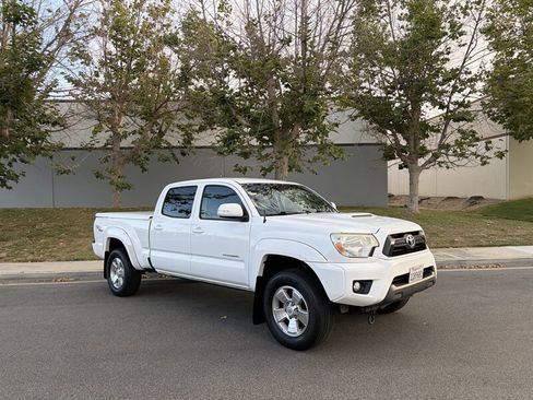 Used 2013 Toyota Tacoma PreRunner w/ TRD Sport Pkg RWD image 10