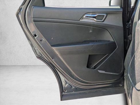 Used 2024 Kia Sportage LX image 12