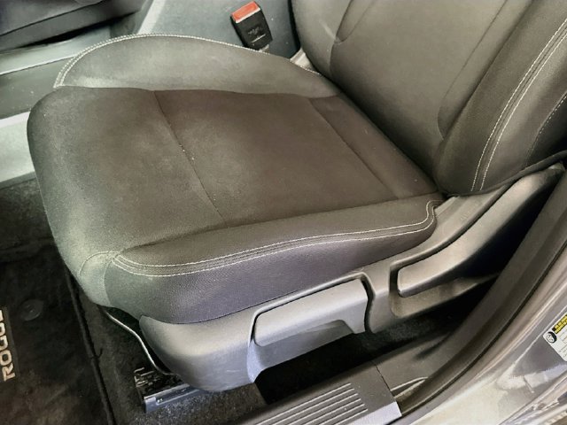 Used 2023 Nissan Rogue S FWD image 20