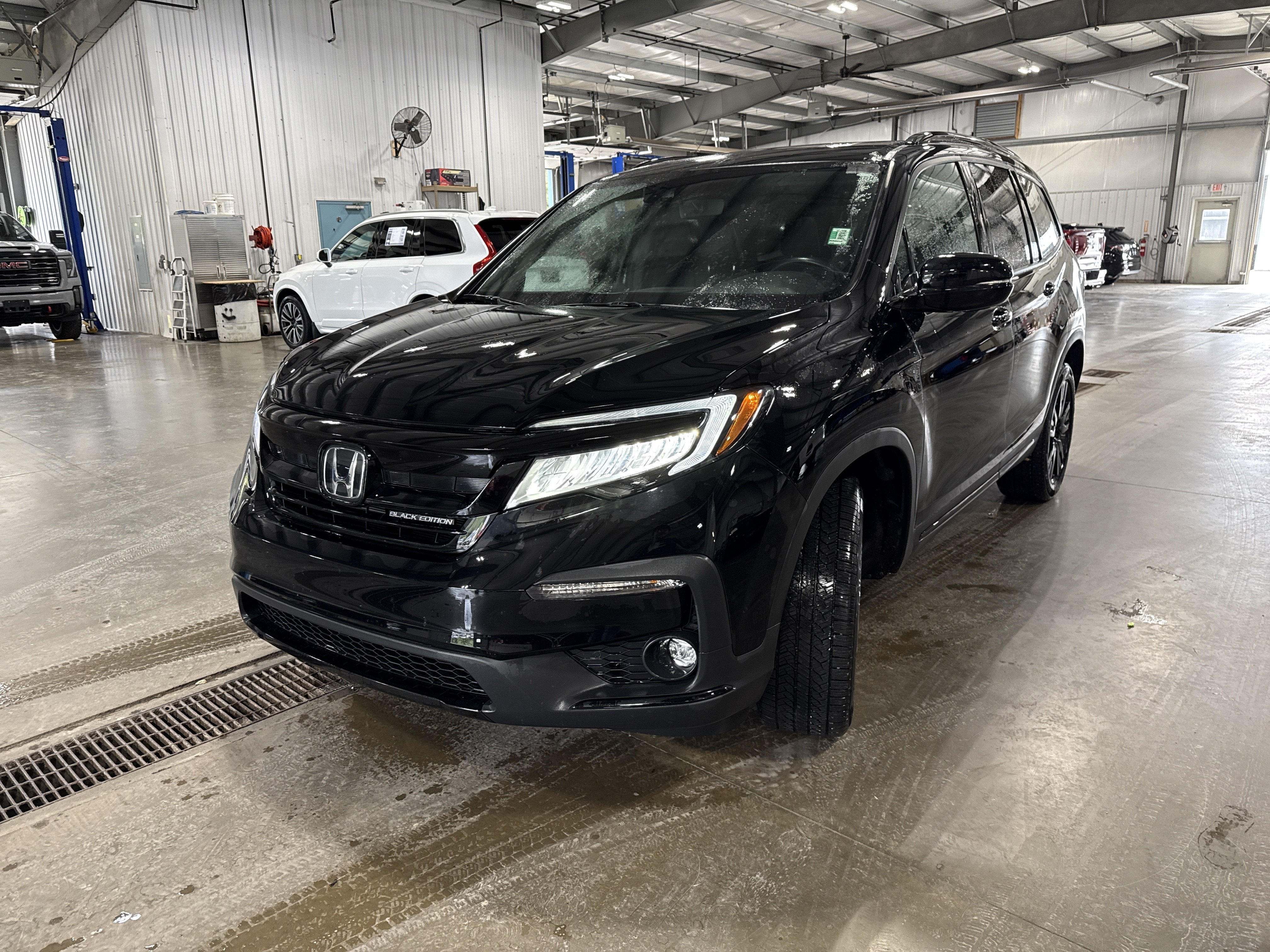 Used 2021 Honda Pilot Black Edition image 7