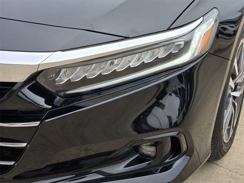 Used 2021 Honda Accord EX image 11