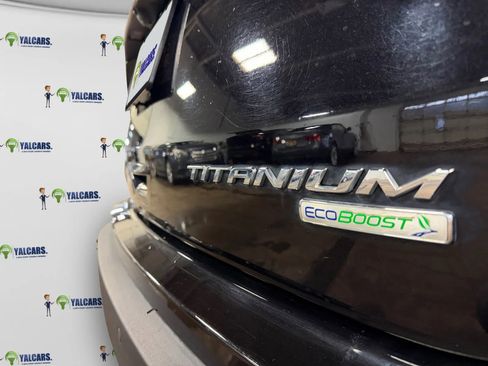 Used 2019 Ford Edge Titanium image 12