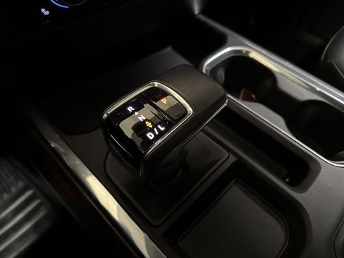 Used 2022 GMC Sierra 1500 SLT w/ SLT Premium Plus Package image 18