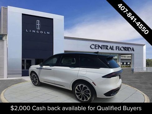 New 2026 Lincoln Nautilus Reserve AWD/4WD image 5