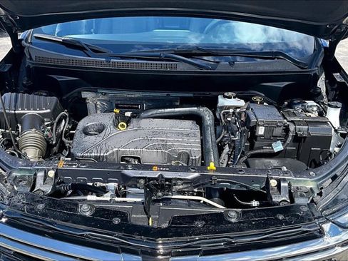 Used 2023 Chevrolet Equinox RS image 11