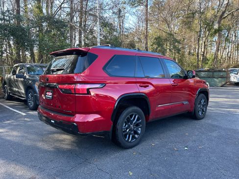 Used 2025 Toyota Sequoia Platinum image 5