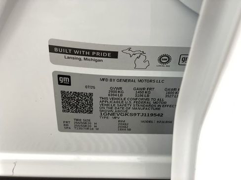 New 2026 Chevrolet Traverse LT w/ Sun and Wheel Package image 34