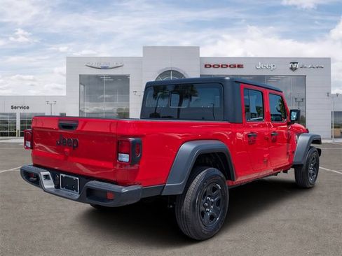 Certified 2026 Jeep Gladiator Sport AWD/4WD image 3