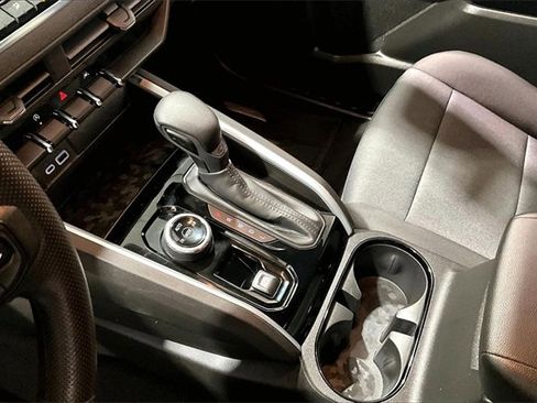 Used 2023 Chevrolet Colorado Trail Boss w/ Technology Package image 19