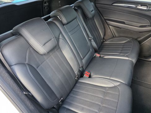 Used 2017 Mercedes-Benz GLE 350 4MATIC image 25