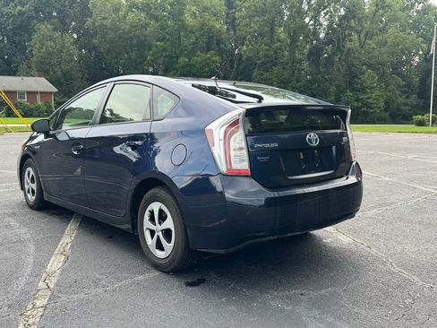 Used 2013 Toyota Prius Two FWD image 5