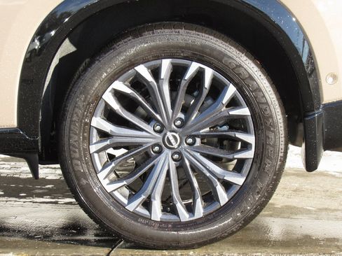 Used 2024 Nissan Rogue Platinum w/ Platinum Premium Package image 37