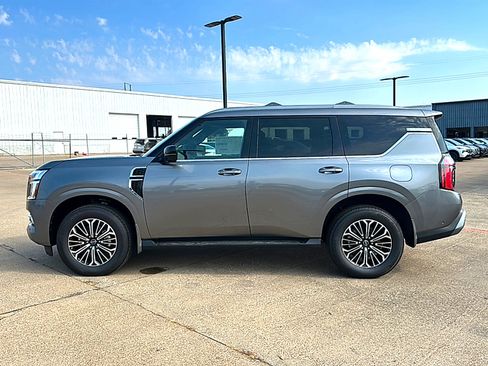 New 2026 Nissan Armada SL w/ Captain's Chari Seat Package AWD/4WD image 3
