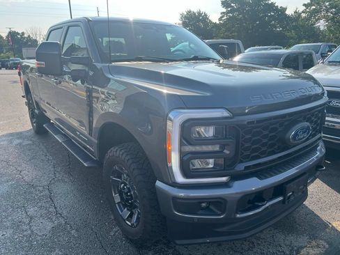 Used 2023 Ford F250 Lariat w/ Lariat Ultimate Package AWD/4WD image 4