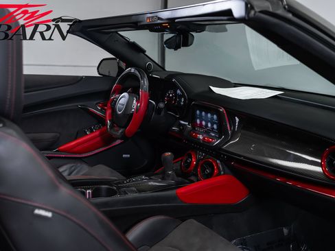 Used 2022 Chevrolet Camaro ZL1 RWD image 53