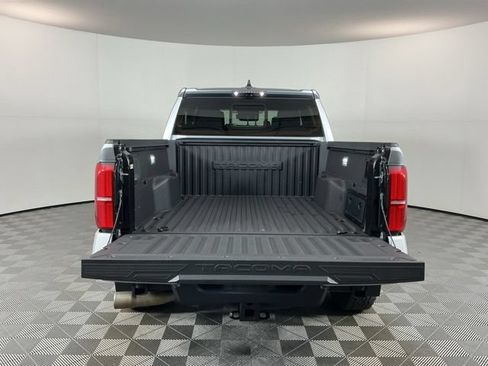 Used 2024 Toyota Tacoma TRD Off-Road AWD/4WD image 7