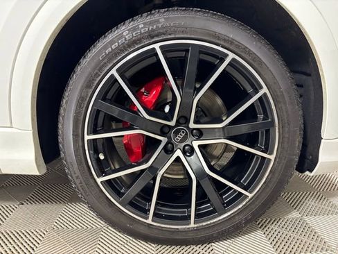 Used 2023 Audi Q8 Prestige image 23