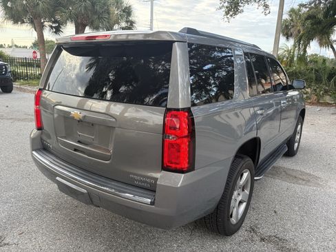 Used 2019 Chevrolet Tahoe Premier RWD image 3