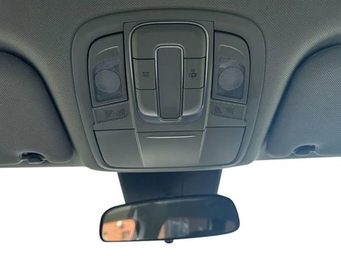 Used 2019 Hyundai Santa Fe SE image 26