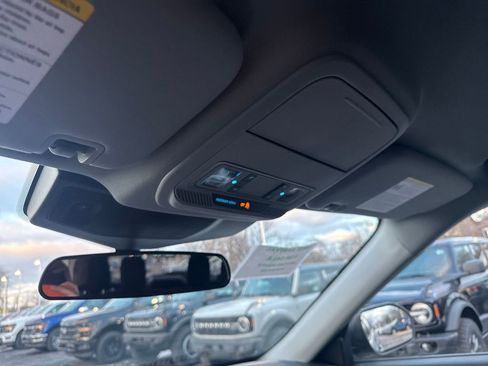 Used 2023 Ford Explorer XLT image 42