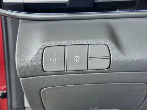 Certified 2025 Hyundai Elantra SEL FWD image 20