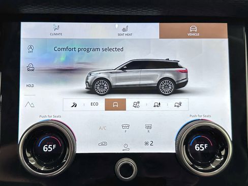 Used 2023 Land Rover Range Rover Velar S AWD/4WD image 31