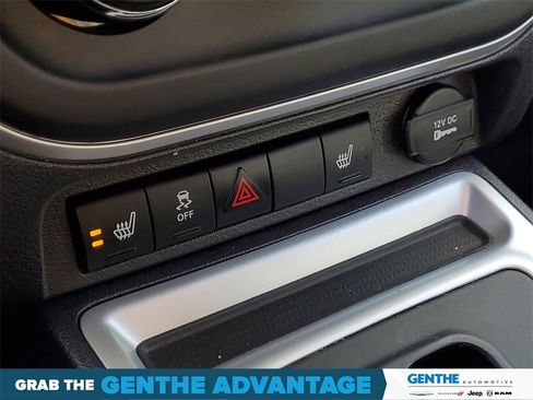 Used 2017 Jeep Compass Latitude image 16