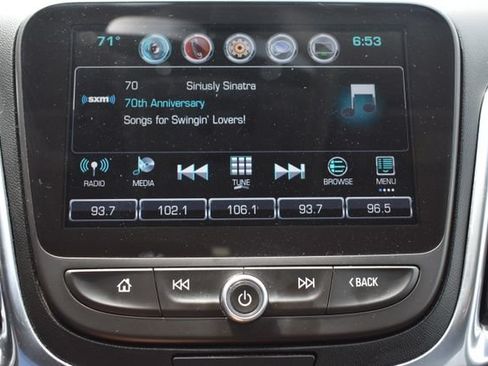 Used 2018 Chevrolet Equinox LT w/ Sun & Infotainment Package FWD image 27