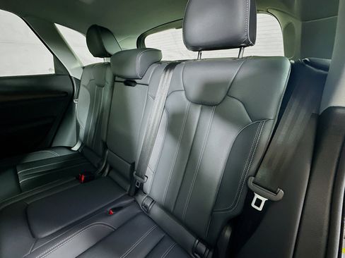 Certified 2025 Audi Q5 2.0T Premium Plus w/ Premium Plus Package image 25