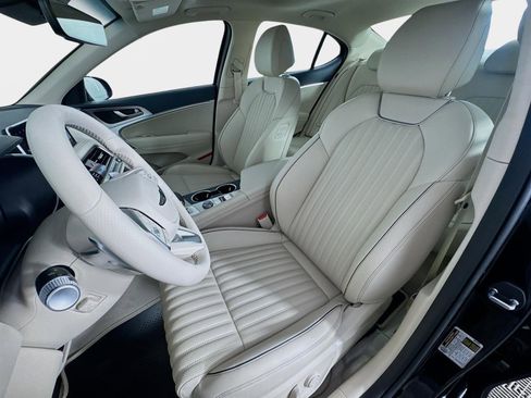 New 2026 Genesis G70 2.5T Prestige RWD image 11