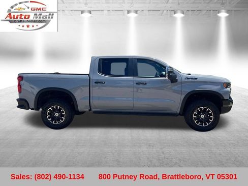 Used 2024 Chevrolet Silverado 1500 ZR2 w/ Technology Package AWD/4WD image 8