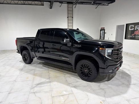 Used 2022 GMC Sierra 1500 AT4X AWD/4WD image 3