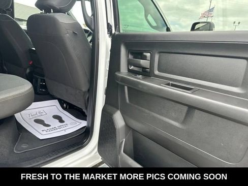 Used 2024 RAM 3500 Tradesman w/ Chrome Appearance Group AWD/4WD image 15