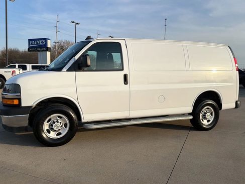 Used 2023 Chevrolet Express 2500 w/ Driver Convenience Package image 7