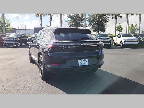 New 2026 Chevrolet Equinox EV LT image 18