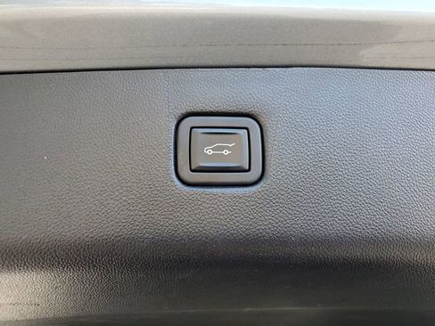 Certified 2023 Chevrolet Blazer LT w/ Convenience Package FWD image 11