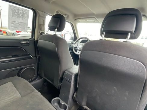 Used 2016 Jeep Patriot Sport w/ Power Value Group image 22