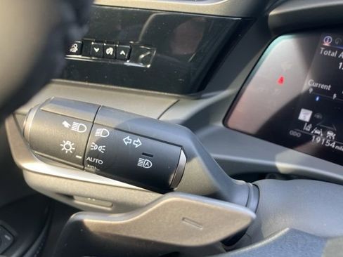 Used 2024 Lexus RZ 300e Premium w/ Accessory Package (Z1) image 18