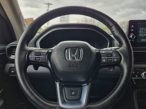 Used 2024 Honda Pilot Elite image 39