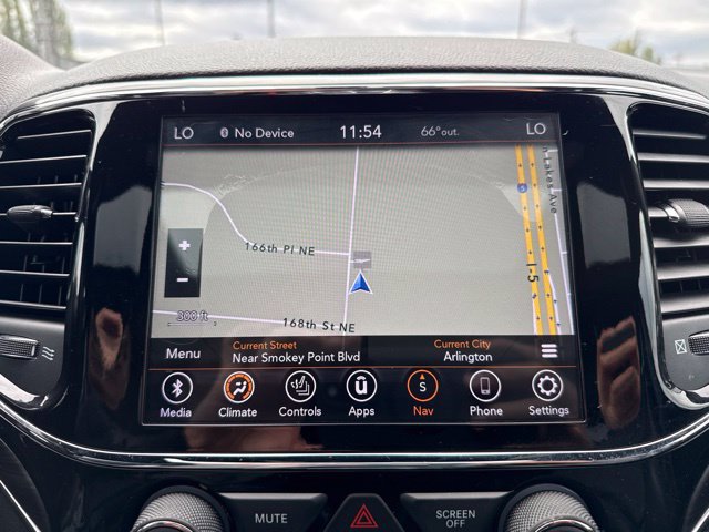 Used 2020 Jeep Grand Cherokee Limited AWD/4WD image 25