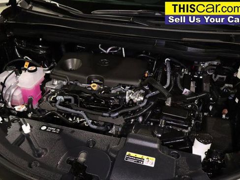 Used 2025 Toyota Sienna XLE image 30