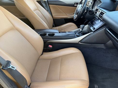 Used 2014 Lexus IS 250 w/ Navigation Package RWD image 12